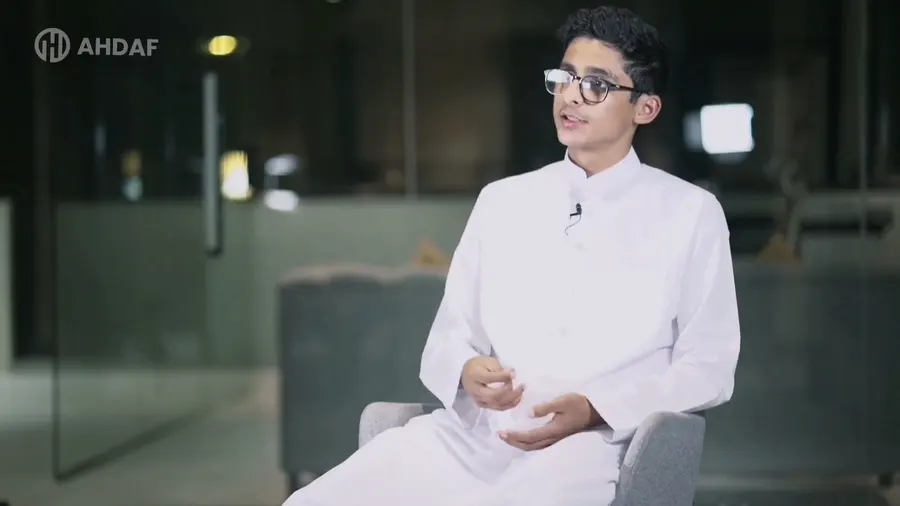 طلاب أهداف يشاركون تجربتهم في المعسكر الصيفي ببريطانيا